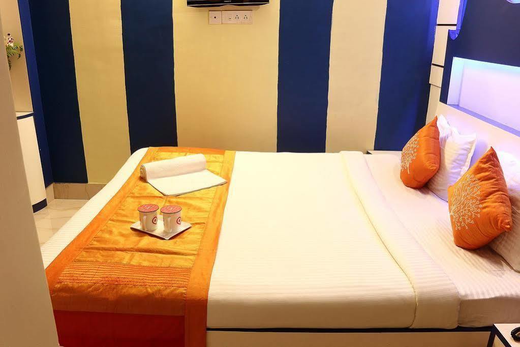 Super Hotel O Tagore Park Ruby Road Калькутта Экстерьер фото